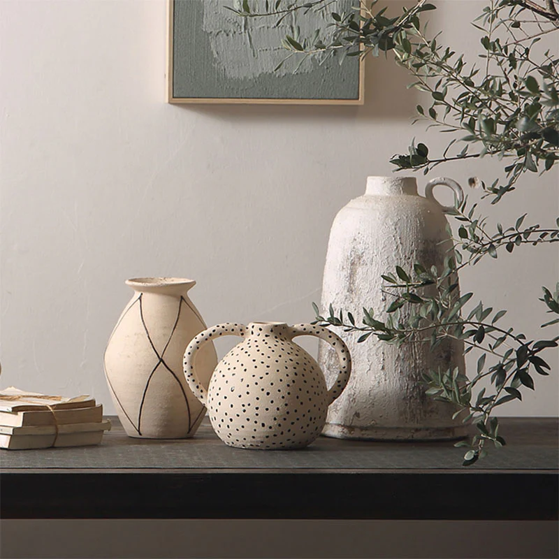 Esme Ceramic Vase - Image 4