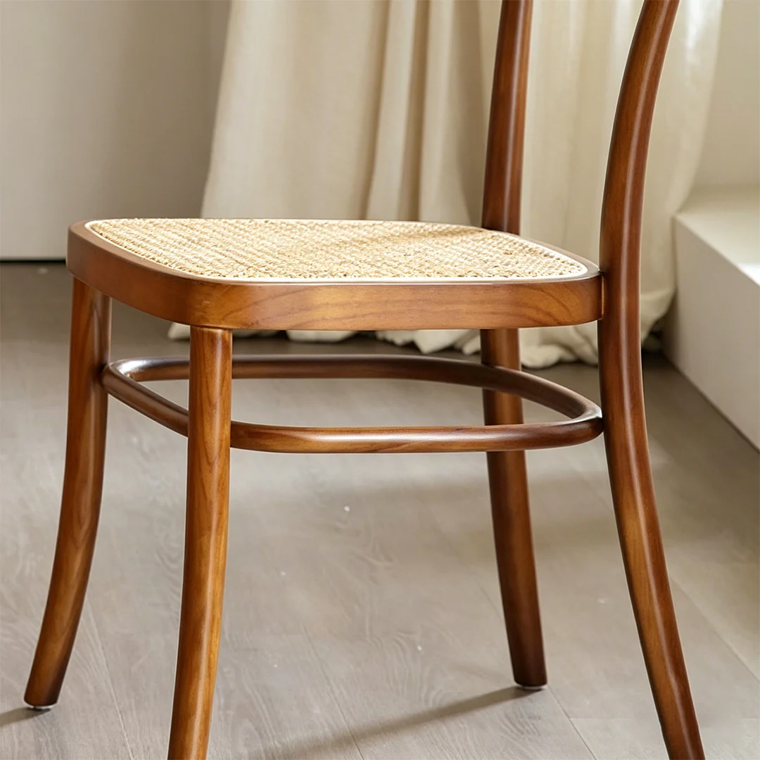 Maya Dining Table, Rattan - Image 4