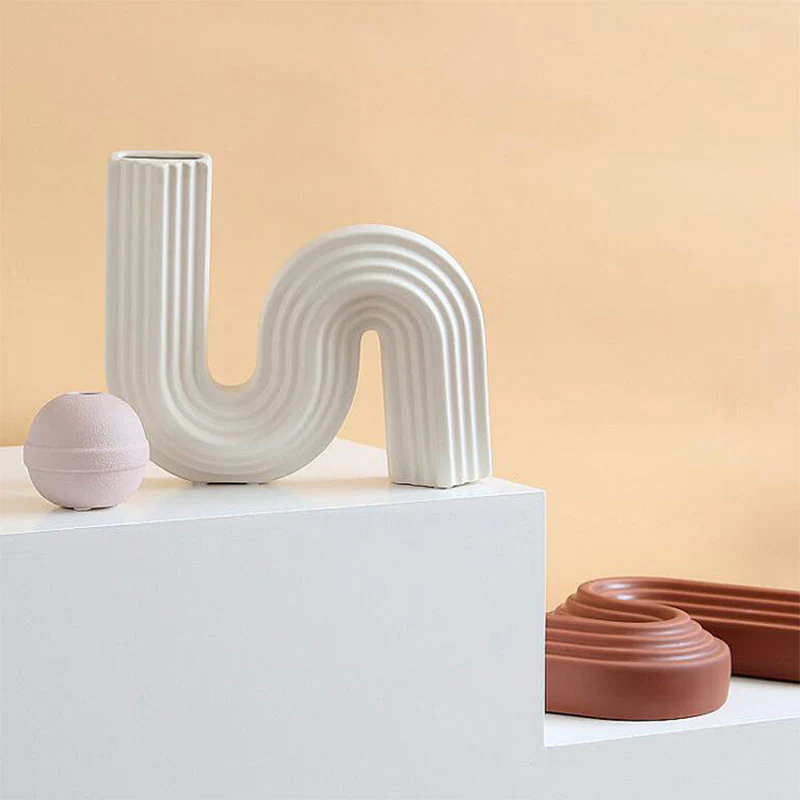 Xenia Ceramic Shaped Vase - Image 3